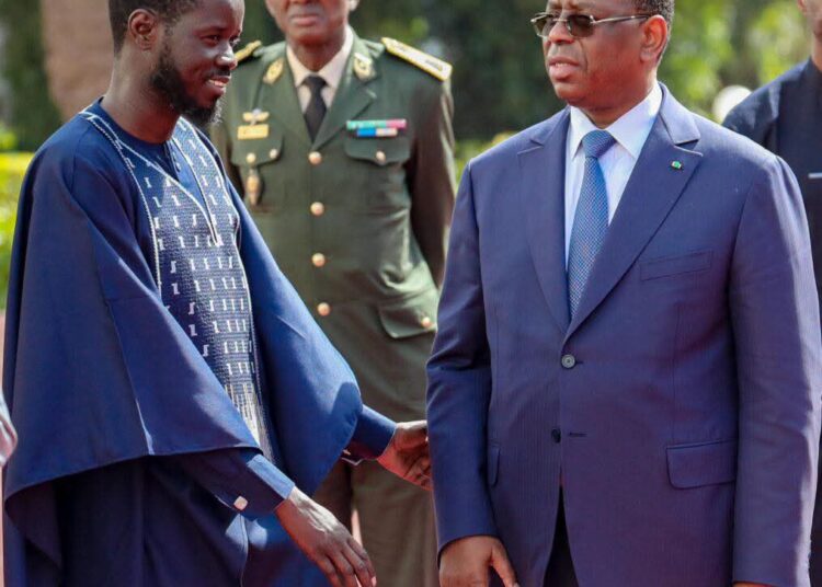 Retour annoncé de Macky Sall à Dakar: une visite qui ravive les fractures politiques au Sénégal